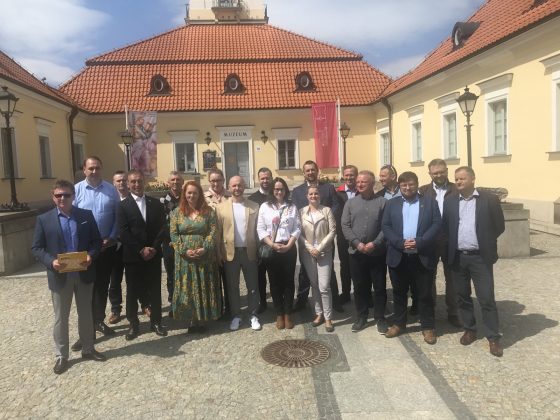 Partia Polska 2050 Szymona Hołowni przedstawiła koordynatorów powiatowych regionu