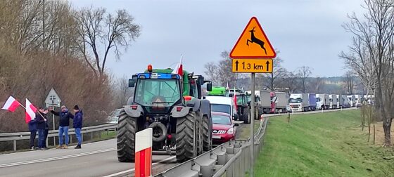 Rolnicy odwołują blokady dróg wokół Białegostoku