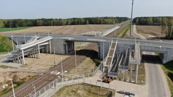 Rail Baltica. Dwa nowe wiadukty zwiększają bezpieczeństwo na trasie Czyżew–Białystok