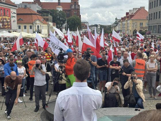 Około 700 osób na  proteście ,,Stop Imigracji”