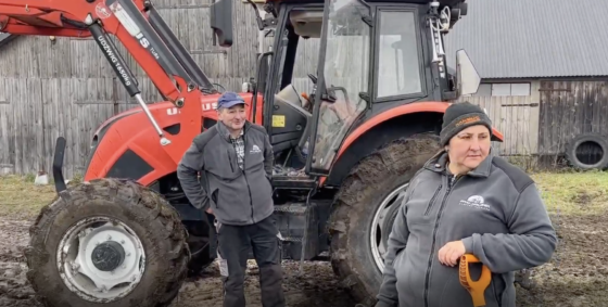 Przy wywożeniu obornika w Bronowie