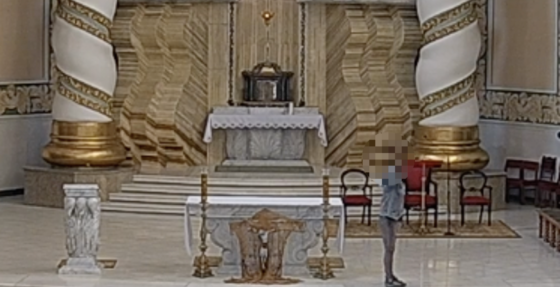 Białystok. Zatrzymanie 33-latka za znieważenie kościoła