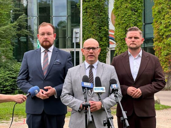 Marszałek Łukasz Prokorym przegrywa w sprawie bezpieczeństwa mieszkańców Podlasia – uważają lokalni politycy PiS.